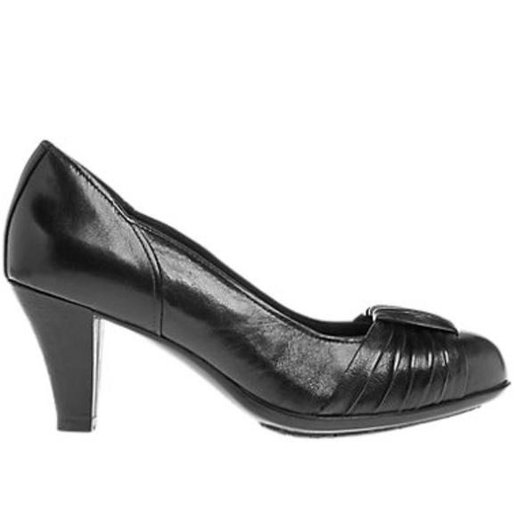 NIB Cobb Hill Tinsley Heel Black 8.5M - Picture 1 of 5
